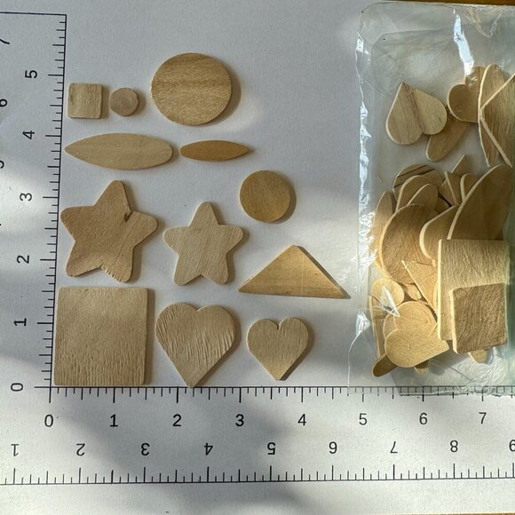 LOT BUTTERFLY FLOWERS HEARTS LETTERS ANIMALS TAGS WOOD LASER CUT EMBELLISHMENTS - Picture 12 of 14